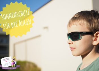 Kind mit Sonnenbrille